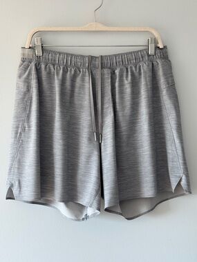 Lululemon Men's Athletic Shorts - Pace Breaker
Style Size XL (Defects Noted)
